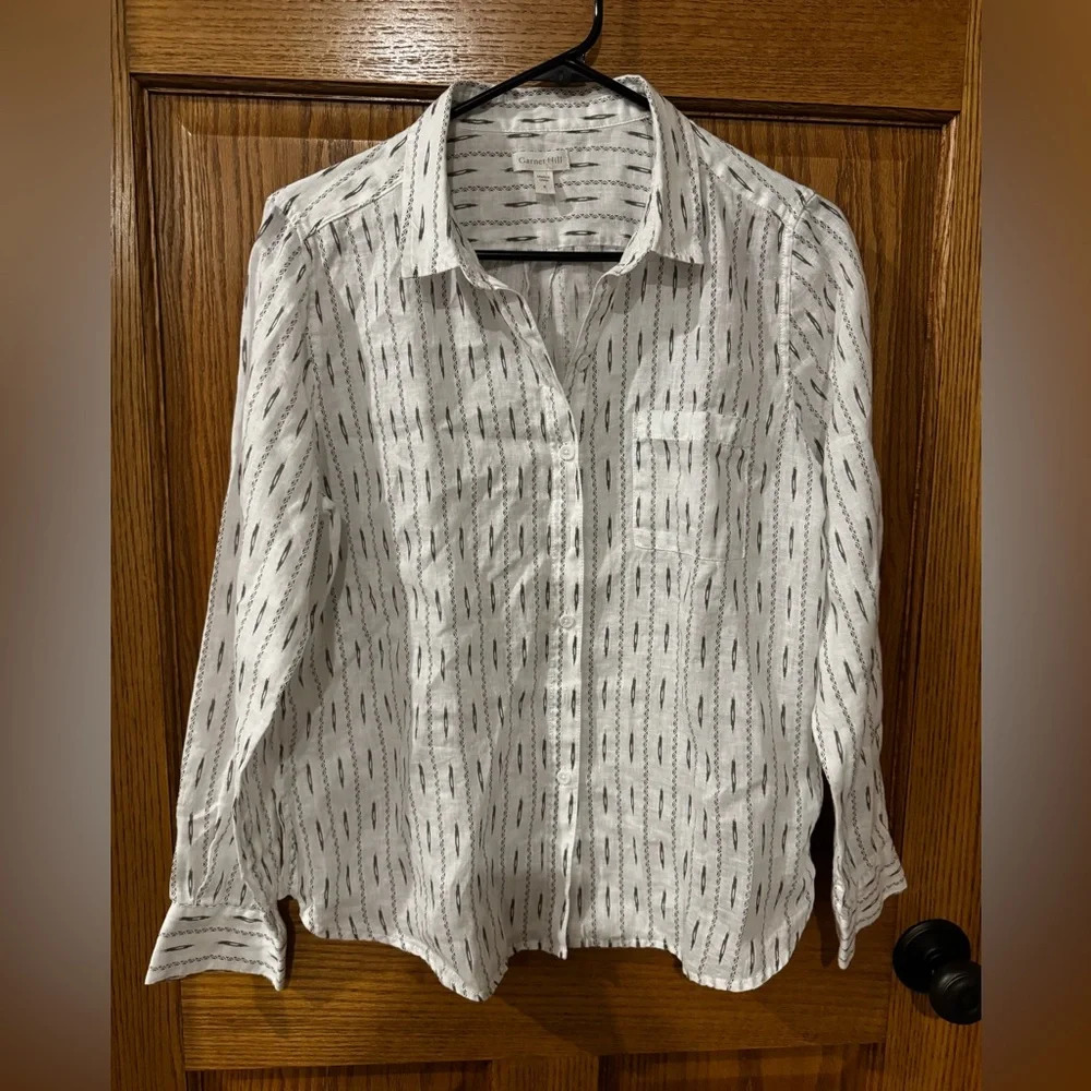 Garnet Hill 100% Linen Button Up Blouse